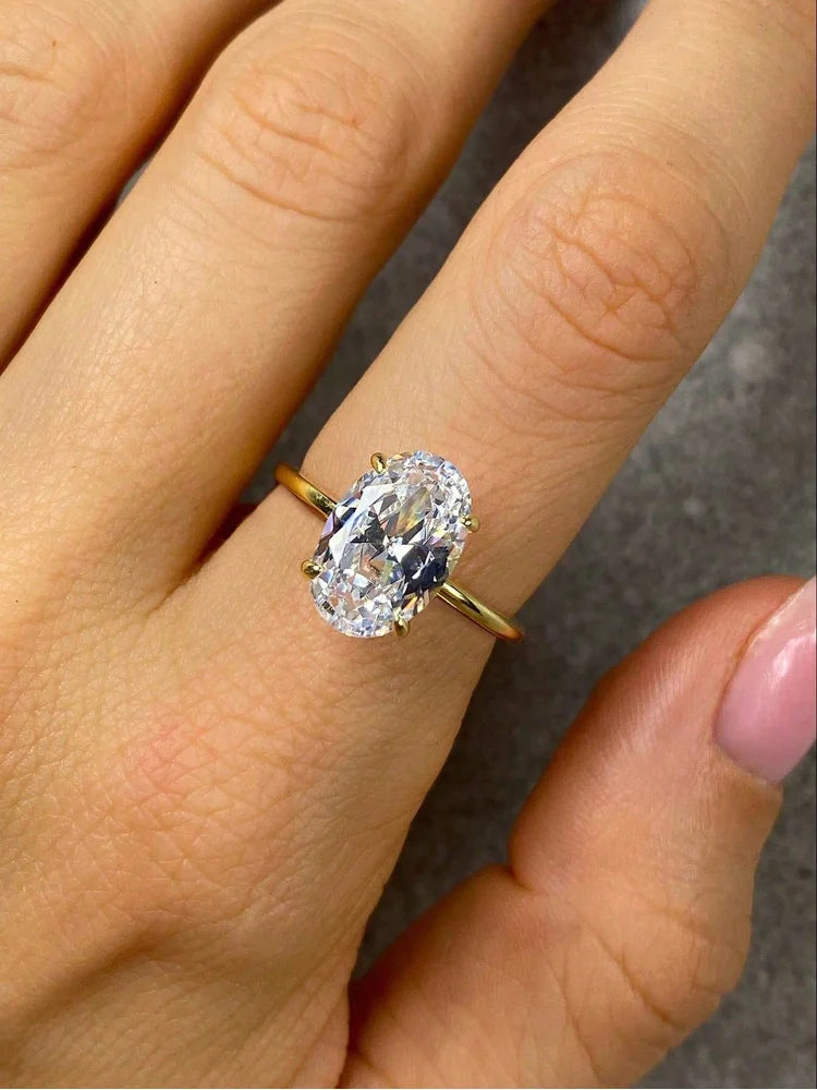 Vando™ Radiant Oval Ring — 925 Sterling Silver with Zircon