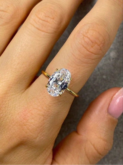 Vando™ Radiant Oval Ring — 925 Sterling Silver with Zircon