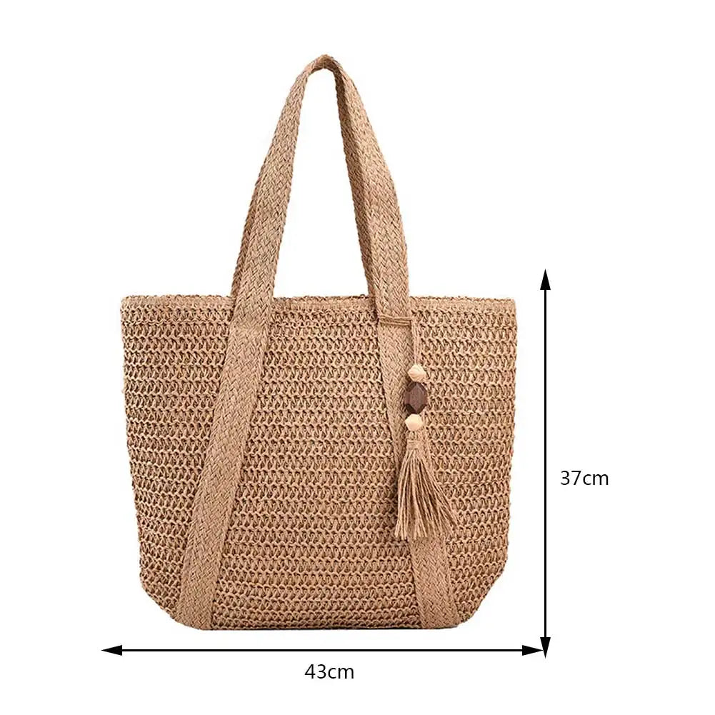 Green boho straw summer handbag with tassel