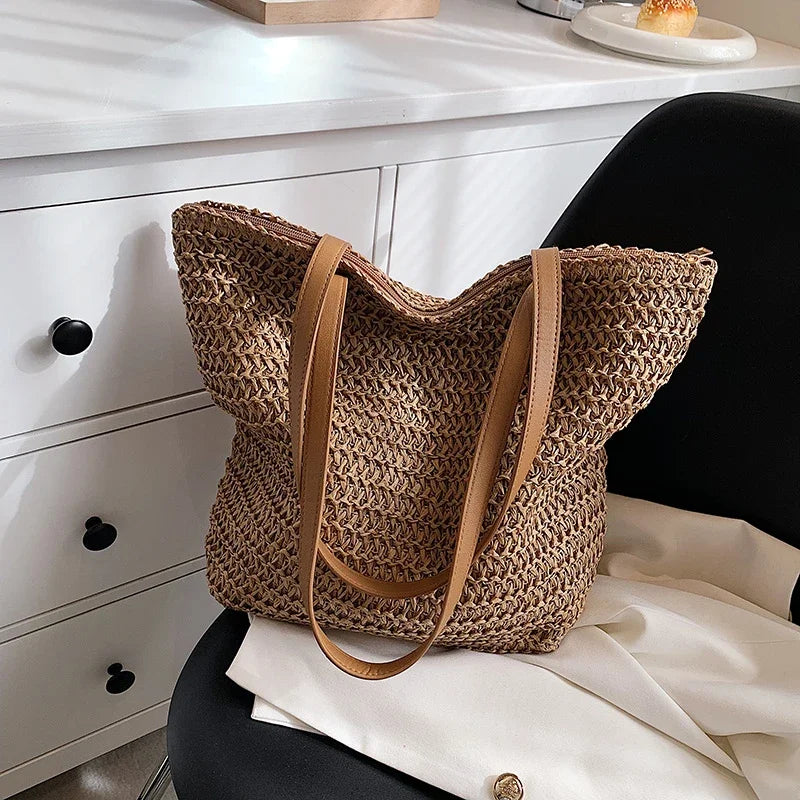 Close-up of the natural straw weave on the tote bag