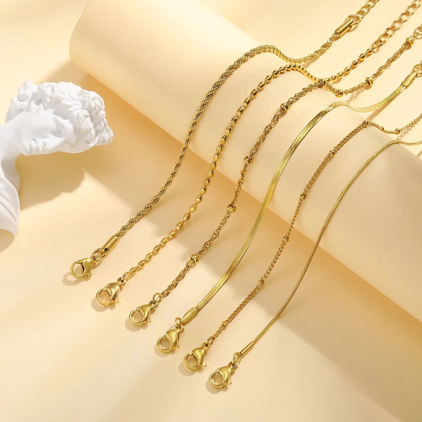 Vando™ Dainty Gold Link Bracelet